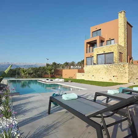 Niolos Ii Villa